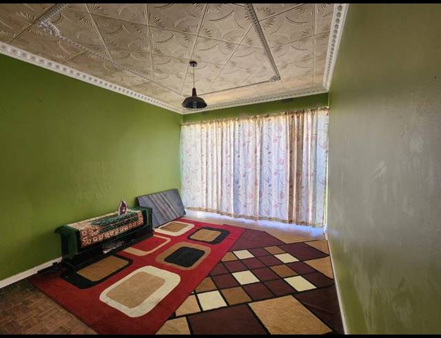 2 BEDROOM APARTMENT FOR SALE IN RANDFONTEIN CENTRAL